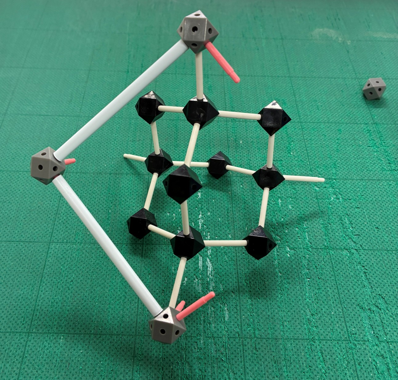 HGS分子構造模型使い方ガイド - 丸善出版 理工・医学・人文社会科学の